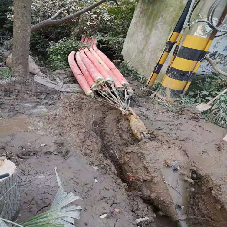 鄱阳拖拉管